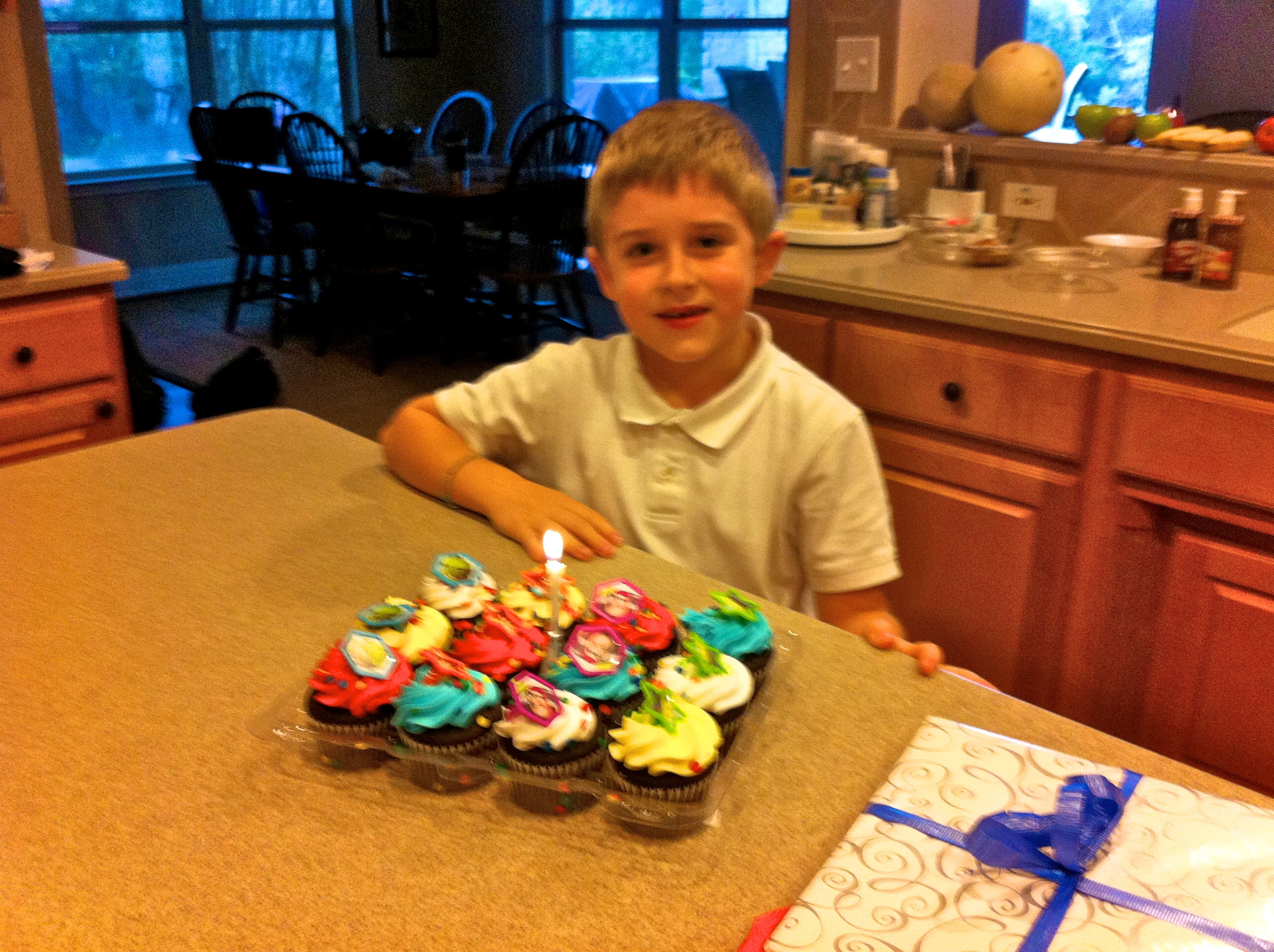 2012-03-09-1-Ian's 7th BD @ Gramma's.jpg